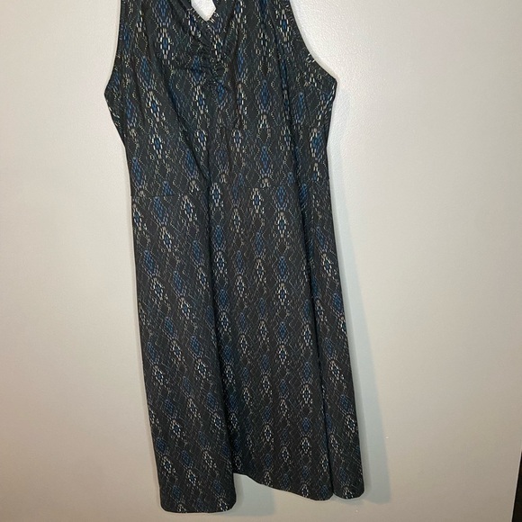 Merrell Ellsworth Opti-Wick Athletic Printed Midi Dress - Picture 5 of 12